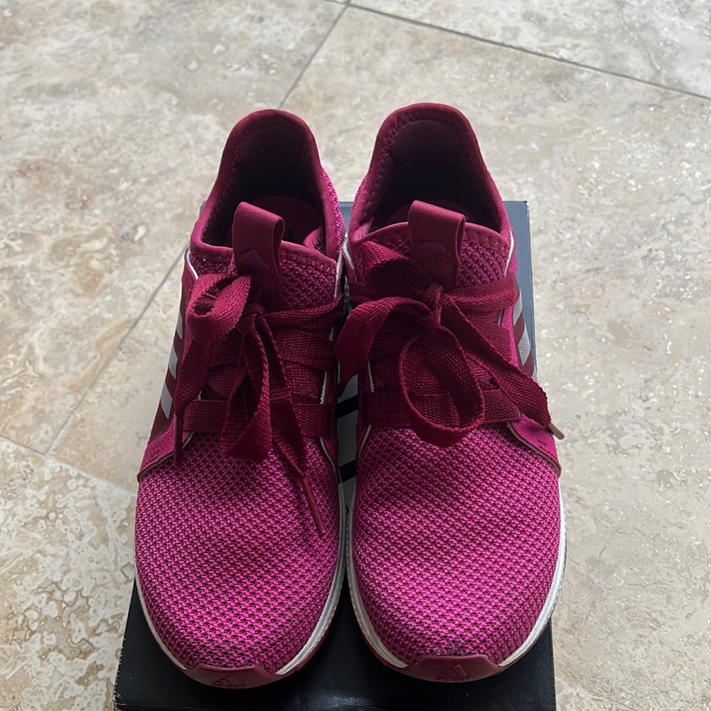 Sneakers adidas, like new